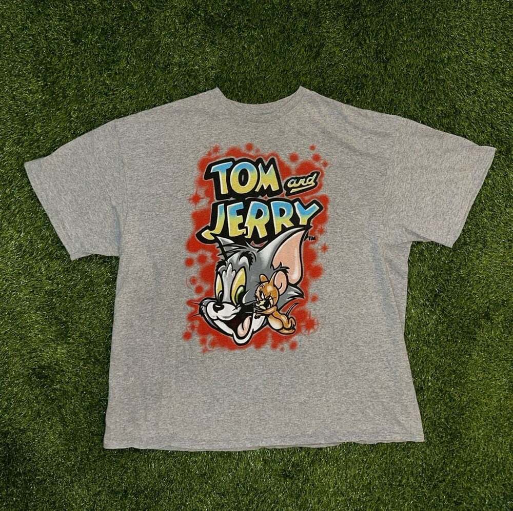 Tom and Jerry Airbrush Style Graphic Gray T-Shirt XXL